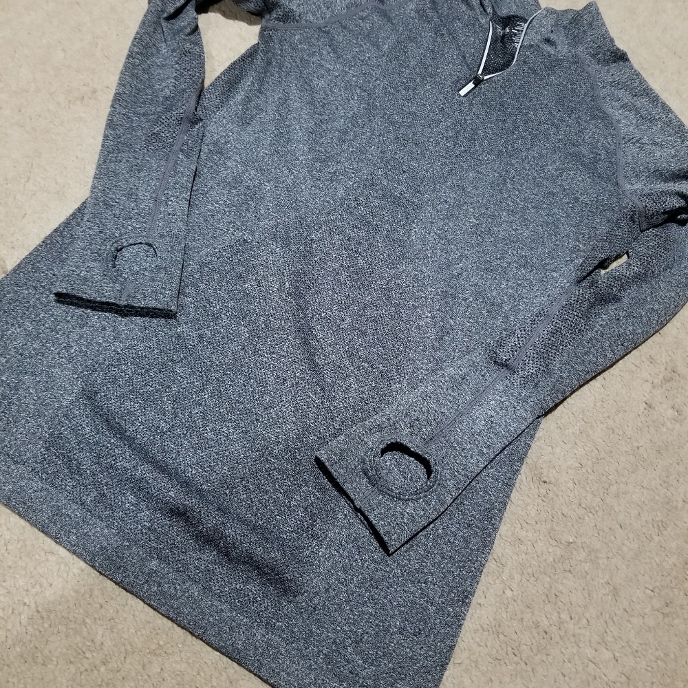 Zyia Active Shirt Medium